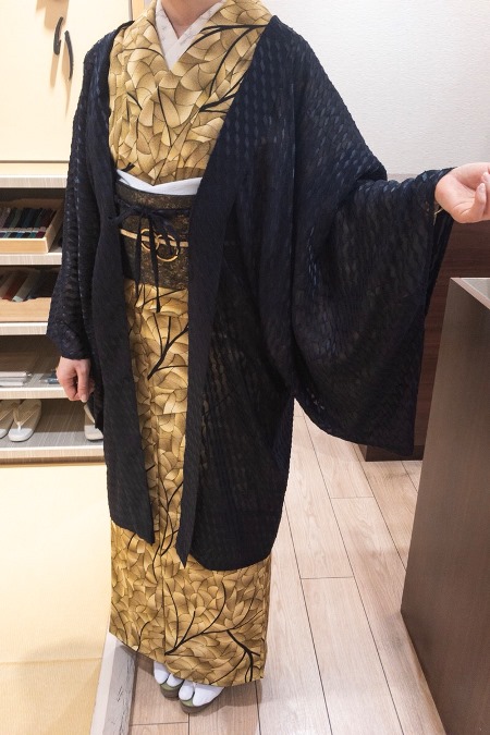クールで現代的な羽織の登場！ - くるり大阪スタッフレポート｜着物屋